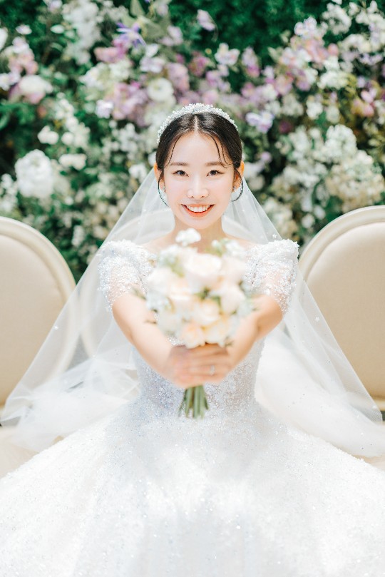 원본 퀄리티보면 너무 예뻐서 깜짝 놀랄 수 있습니다. (본식 스냅 데이터형)